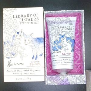 LIBRARY of flowers forget me Not hand creme lotion tube